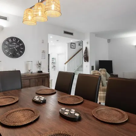 Luxury 3 Bed Townhouse In Puerto Banus Feriehus *