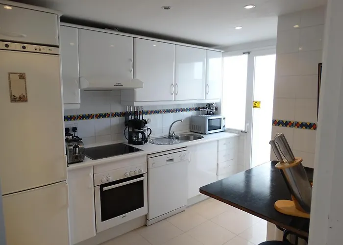 Luxury 3 Bed Townhouse In Puerto Banus *