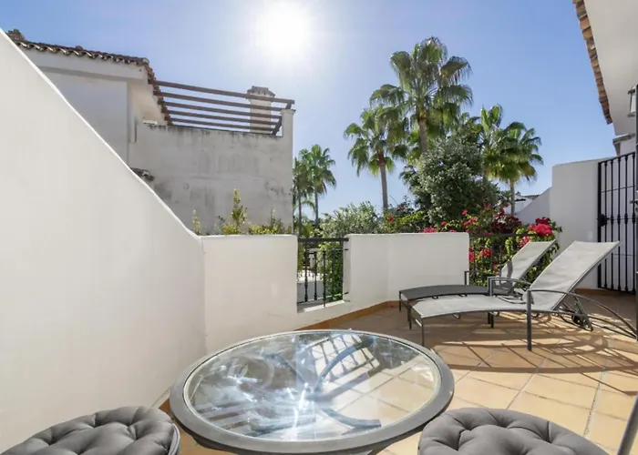 Luxury 3 Bed Townhouse In Puerto Banus * Марбелья