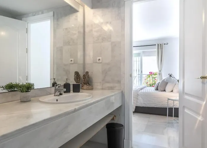 Luxury 3 Bed Townhouse In Puerto Banus