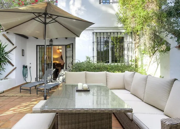 Luxury 3 Bed Townhouse In Puerto Banus *