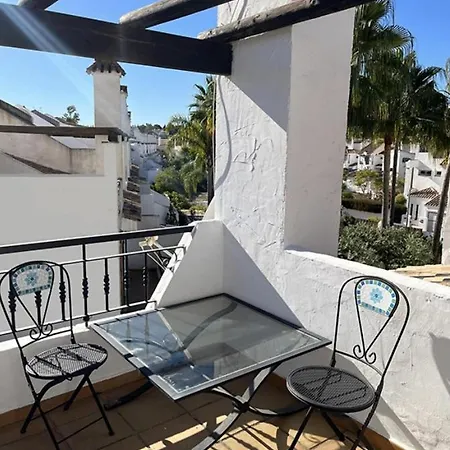 Luxury 3 Bed Townhouse In Puerto Banus 펜션