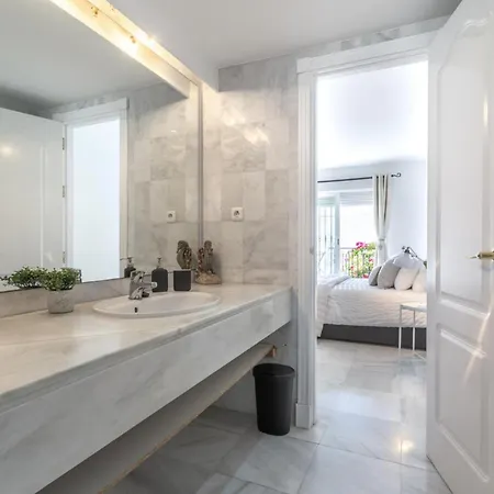 Luxury 3 Bed Townhouse In Puerto Banus